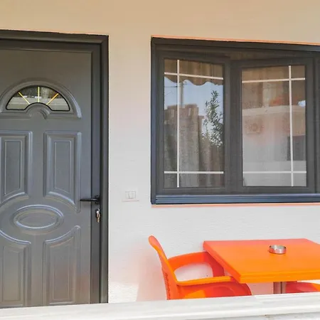 Fredi Apartment Ksamil