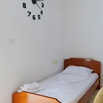 Fredi Апартаменты