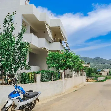 Διαμέρισμα Fredi *
