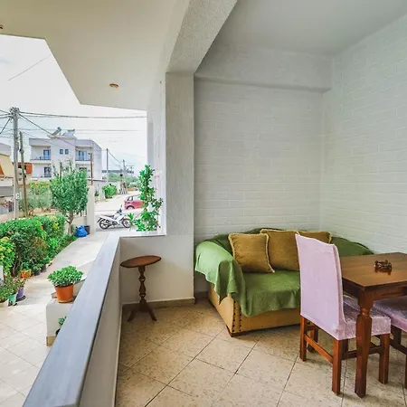 Fredi Apartment *