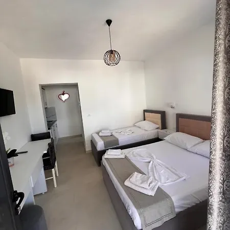Fredi Apartment *