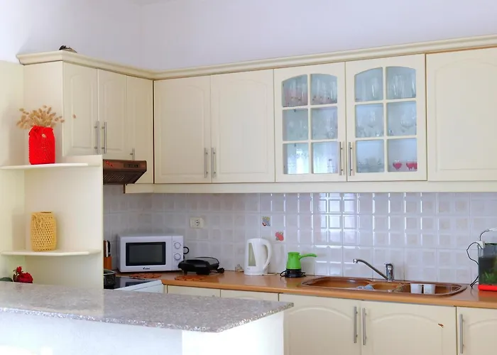 Fredi Apartment