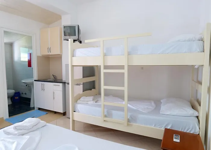 Fredi Apartment *