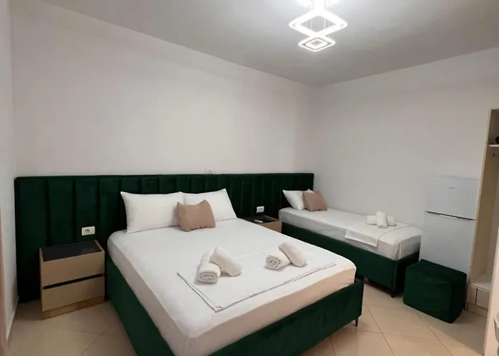 Fredi Apartment